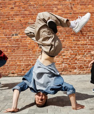Acrobatics and Break/Street Dance Class